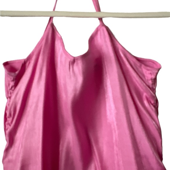NOISY MAY Pink Satin Summer Mini Dress
Medium Brand New - Picture 5 of 6